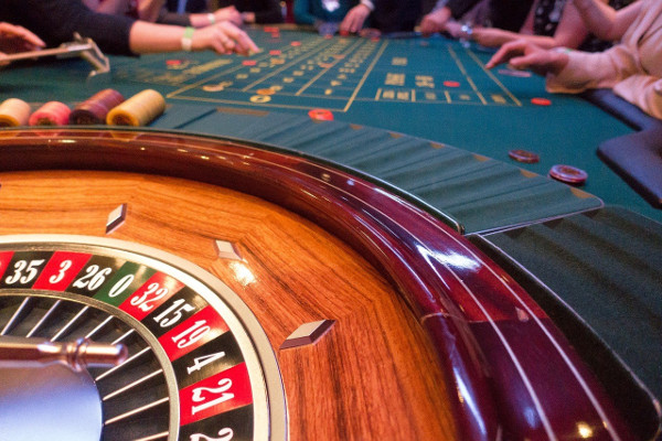 Правила игры в онлайн-казино: как постоянно выигрывать?